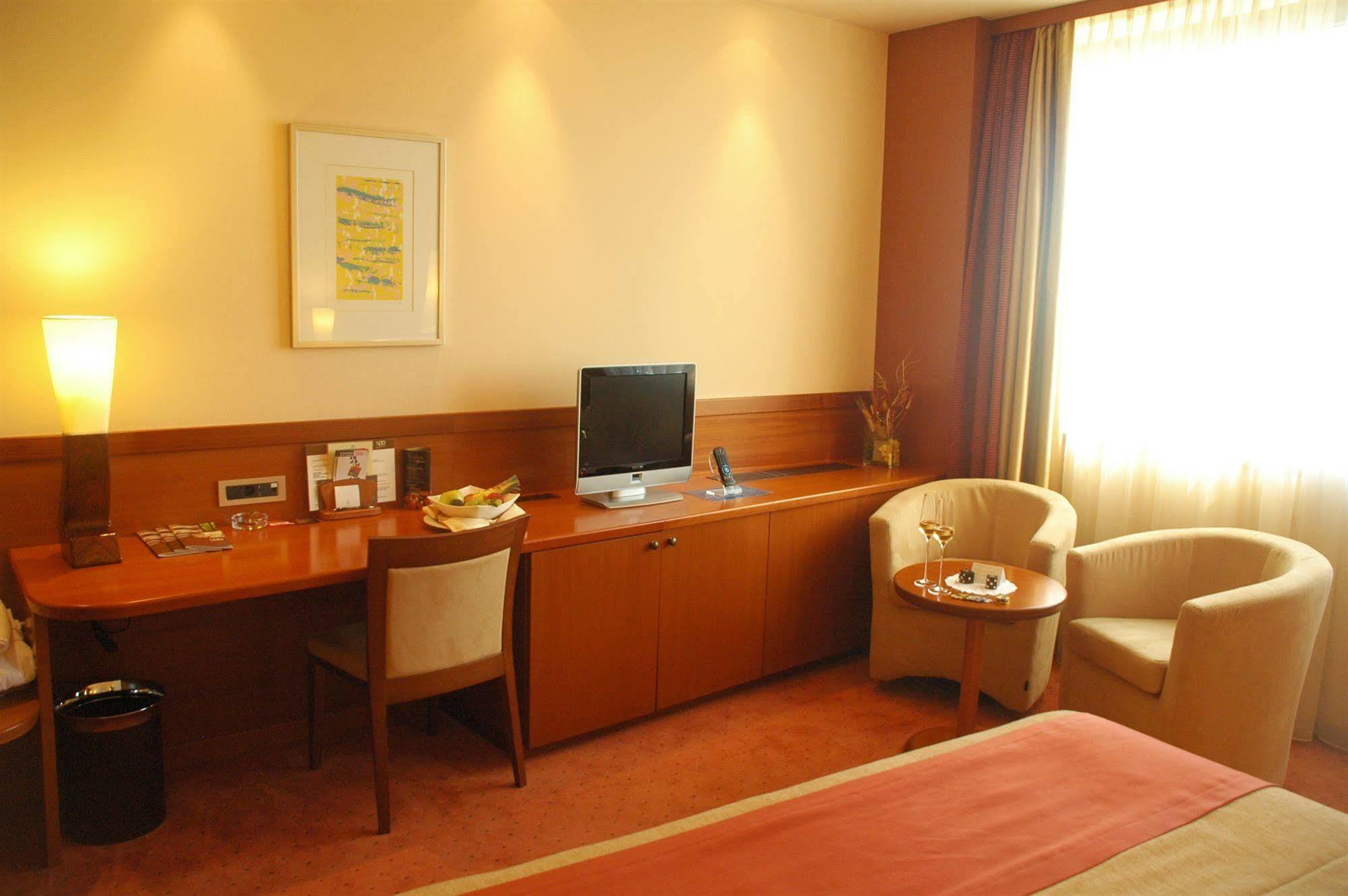 Perla, Resort & Entertainment Нова-Горица Экстерьер фото